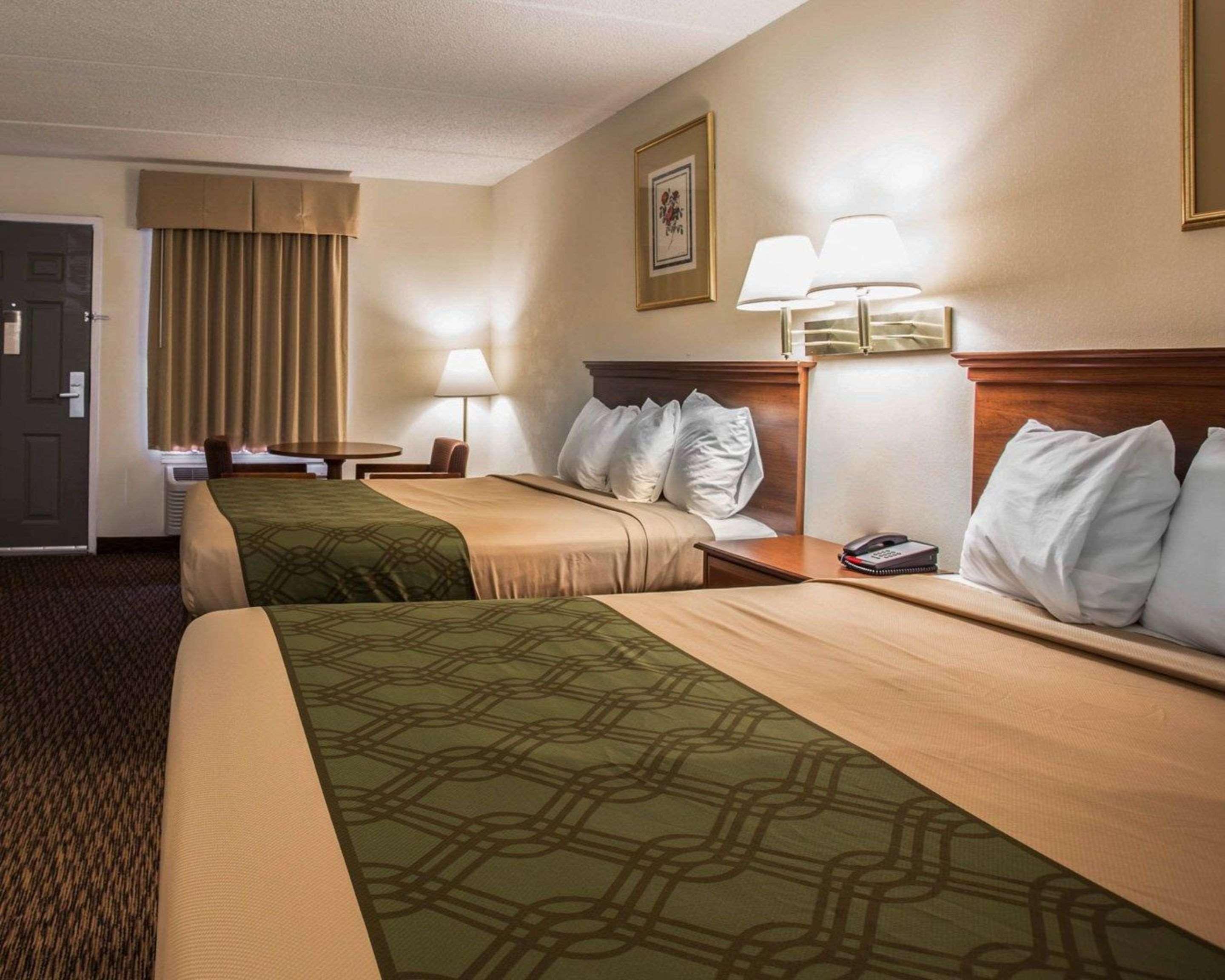 Lugoff Econo Lodge Inn & Suites מראה חיצוני תמונה