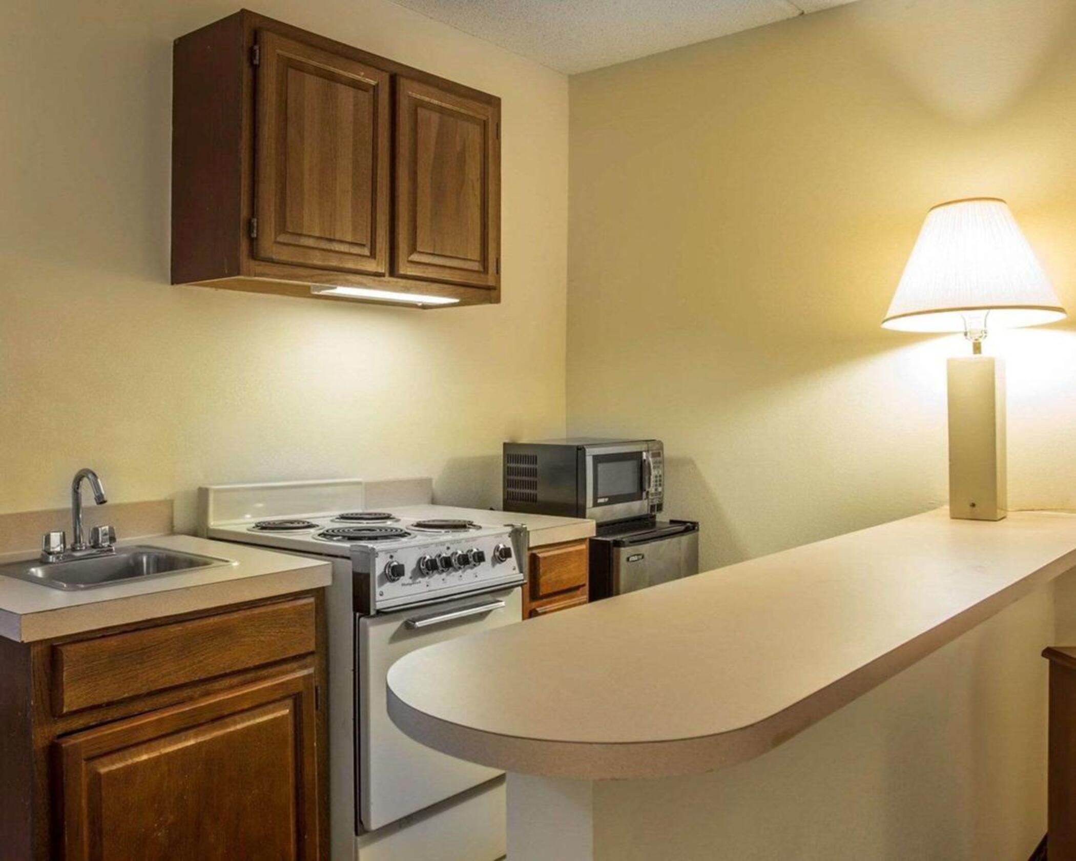 Lugoff Econo Lodge Inn & Suites מראה חיצוני תמונה